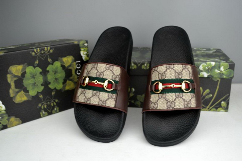 Gucci Men Slippers_054